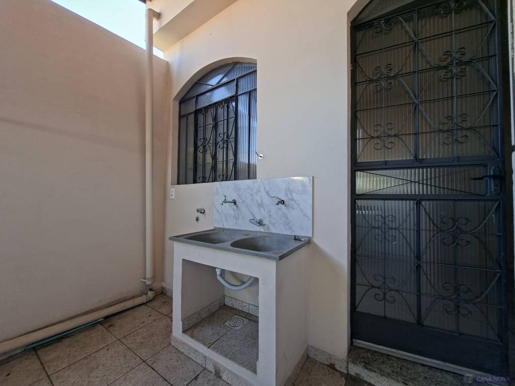Aluguel, Casa, L. P. Pereira, Divinopolis, Área de Serviço